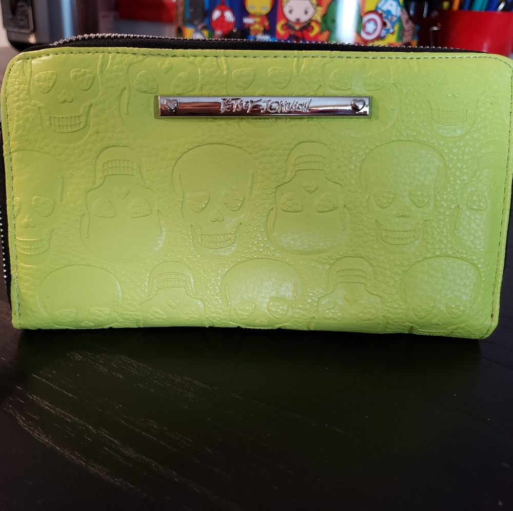 Betsey Johnson wallet